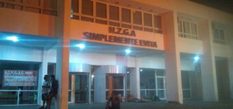 El Hospital Simplemente Evita se iluminó de ROJO
