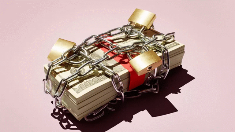 salario argentino con cadenas y candados