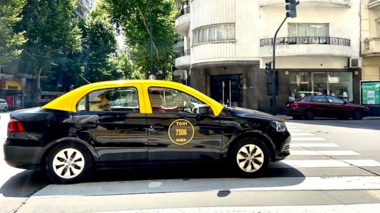 Cuánto Cobra un Remis por Km en Argentina y Cómo Se Calcula 10 taximetro de remis en ciudad argentina